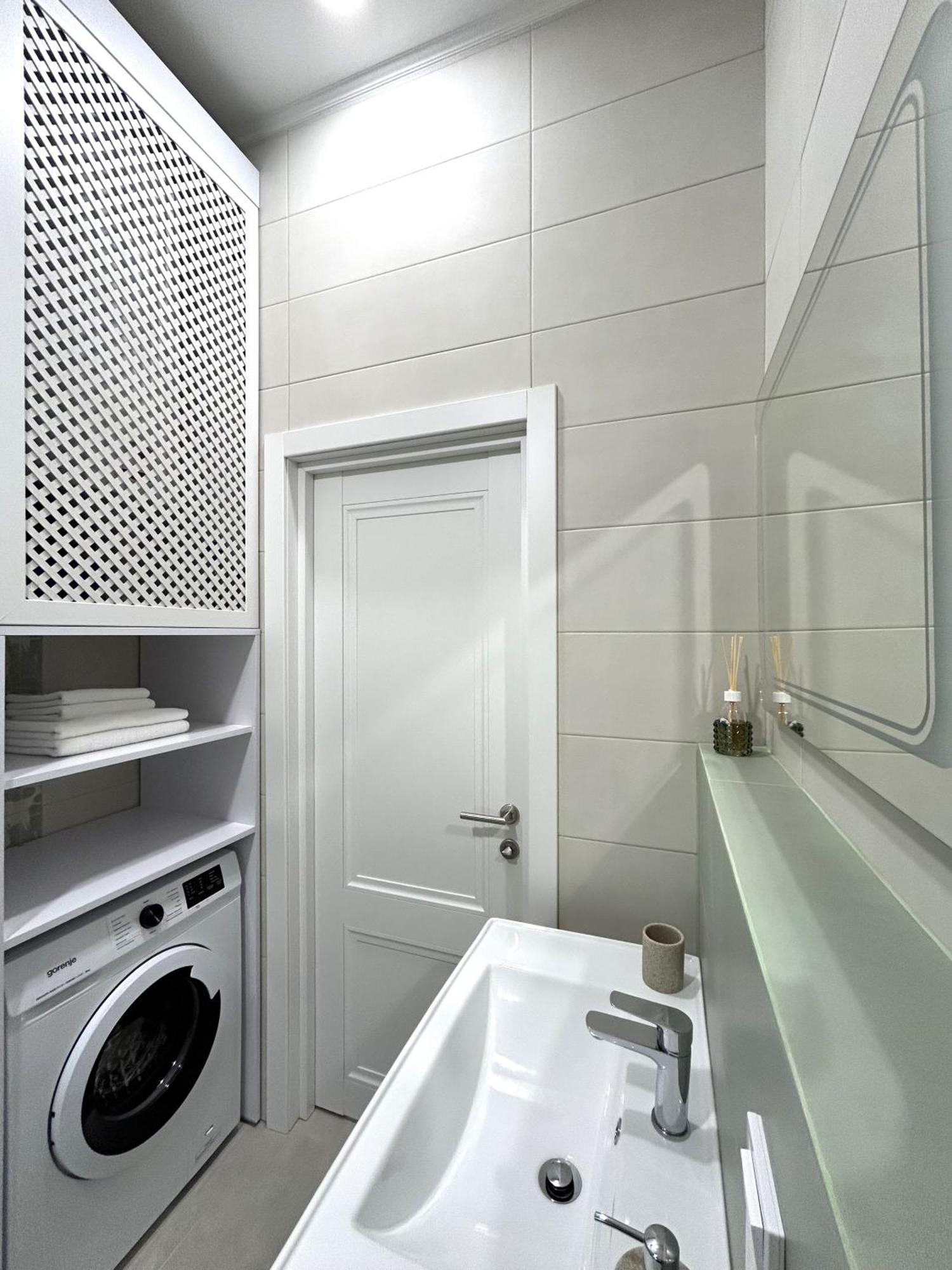 Modern Apartment, 5Mins To Rynok Square Lviv Exterior foto