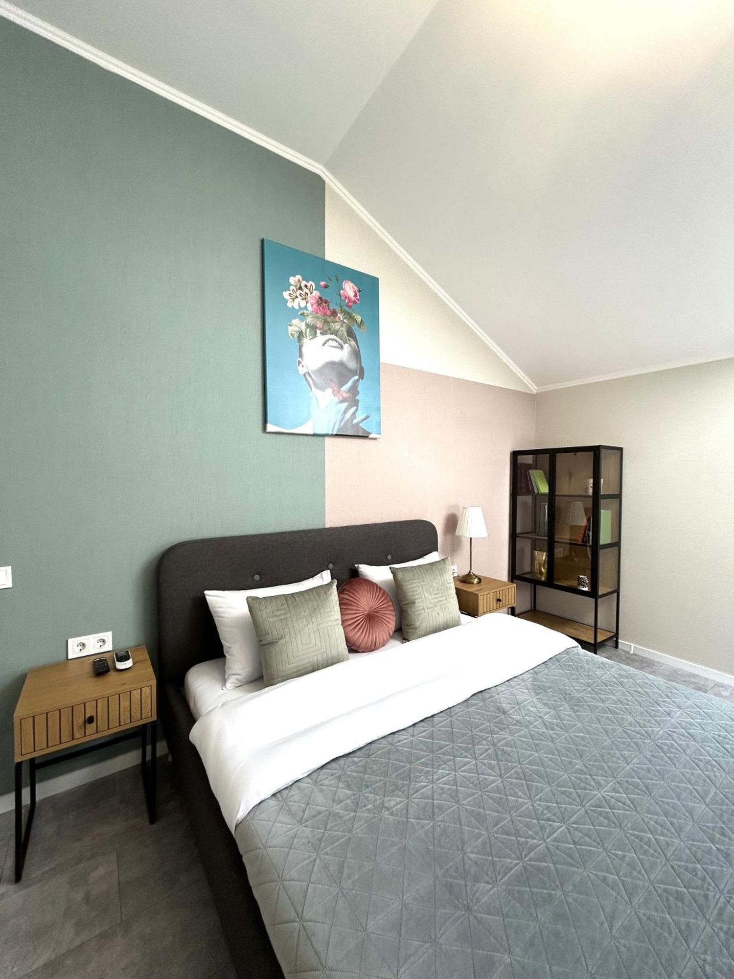 Modern Apartment, 5Mins To Rynok Square Lviv Exterior foto